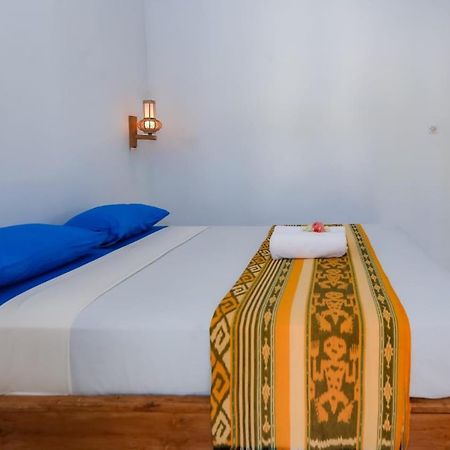 Apartamento Radika House Gili Trawangan Exterior foto