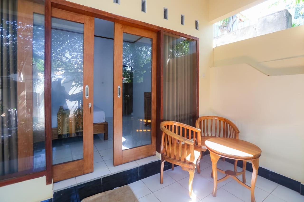 Apartamento Radika House Gili Trawangan Exterior foto