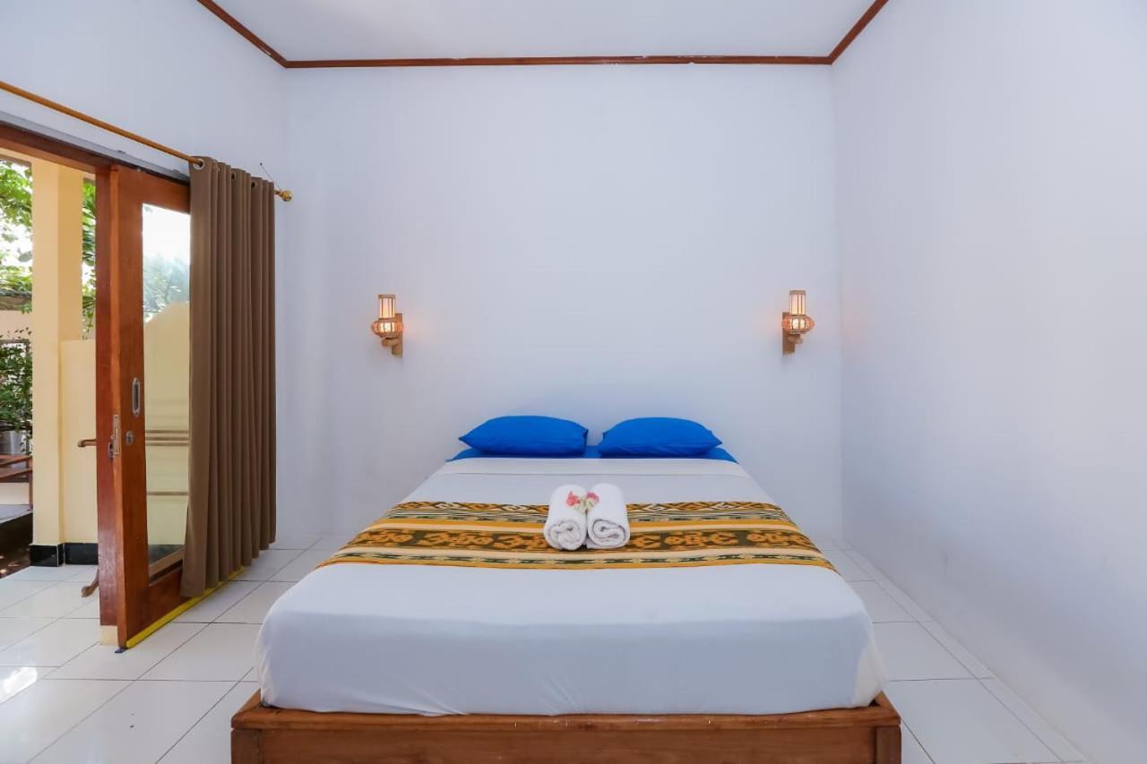 Apartamento Radika House Gili Trawangan Exterior foto