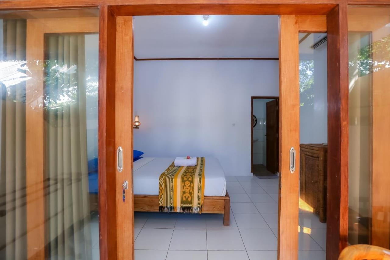 Apartamento Radika House Gili Trawangan Exterior foto
