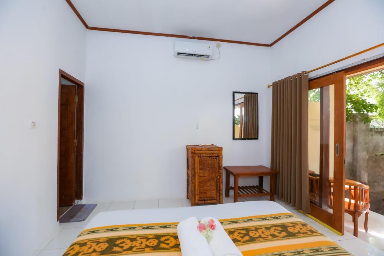 Apartamento Radika House Gili Trawangan Exterior foto